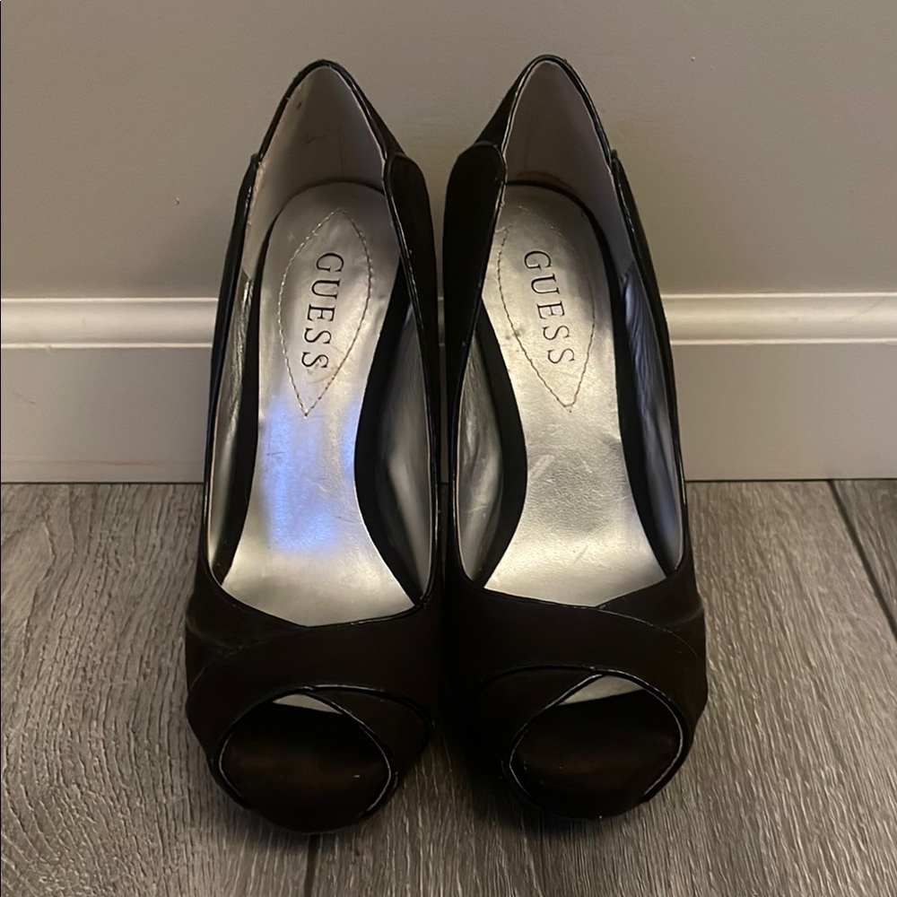 Guess Black Heels with Peep-Toe Design and Shiny Finish